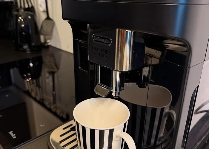 Black Miodowy Dom * Kołobrzeg